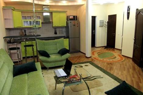 Двухкомнатная квартира в аренду посуточно в Атырау по адресу ул. Кулманова, 40