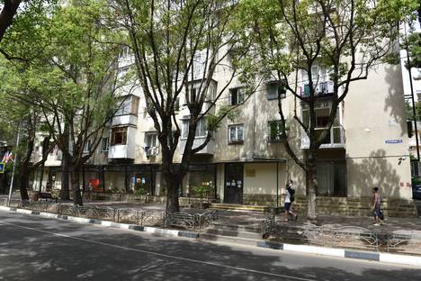 Однокомнатная квартира в аренду посуточно в поселке Лазаревское по адресу п.Лазаревское ул. Победы, 62