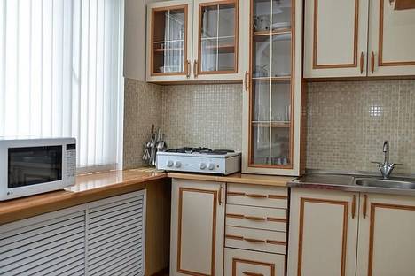 Двухкомнатная квартира в аренду посуточно в Караганде по адресу Ерубаева 33
