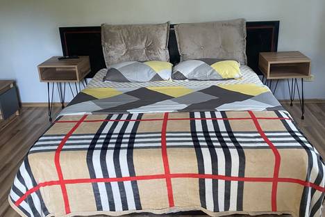 2-комнатная квартира в Сочи, ул. Серафимовича 3