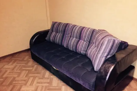 1-комнатная квартира в Ангарске, 12 а мкр.,дом 5