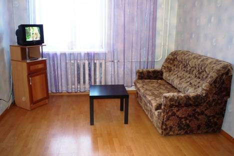 Двухкомнатная квартира в аренду посуточно в Лесосибирске по адресу Белинского 23