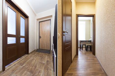 Двухкомнатная квартира в аренду посуточно в Астрахани по адресу площадь Ленина, 4