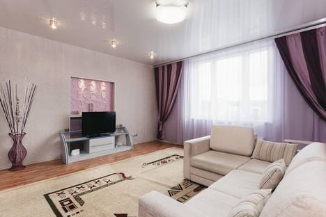 Двухкомнатная квартира в аренду посуточно в Екатеринбурге по адресу ул. Малышева, 4Б