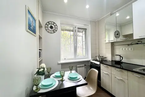 2-комнатная квартира в Сочи, Сочи, ул. Конституции СССР, 14