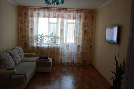 Однокомнатная квартира в аренду посуточно в Черногорске по адресу ул. Калинина, 16А