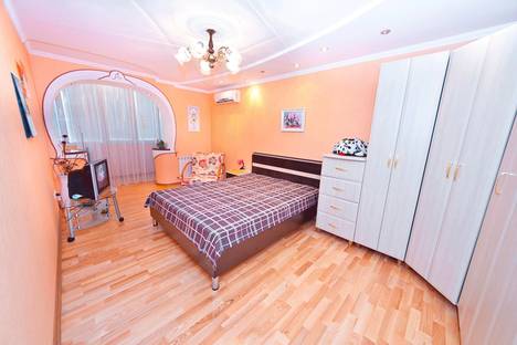 Однокомнатная квартира в аренду посуточно в Феодосии по адресу ул. Куйбышева, 57-А