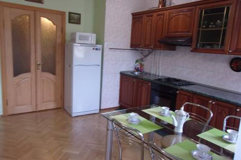Однокомнатная квартира в аренду посуточно в Севастополе по адресу улица Патриса Лумумбы, 5