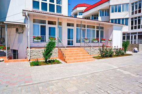 Однокомнатная квартира в аренду посуточно в Феодосии по адресу Черноморская набережная, 1Б