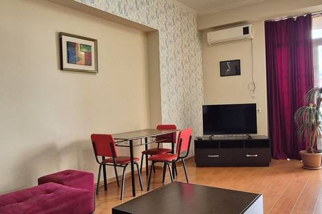 3-комнатная квартира в Ереване, Арам, д. 48, корп. 2, м. Маршал Баграмян