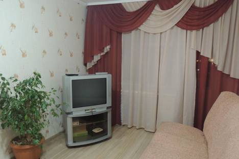 Однокомнатная квартира в аренду посуточно в Череповце по адресу проспект Луначарского, 18