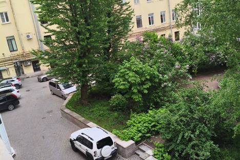 2-комнатная квартира в Санкт-Петербурге, Невский проспект /Набережная реки Фонтанки 50, м. Гостиный двор