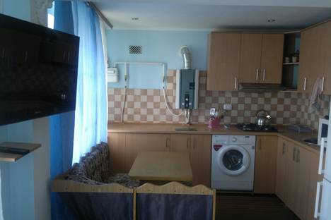 Трёхкомнатная квартира в аренду посуточно в Евпатории по адресу пр.Ленина  44