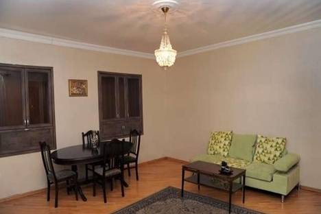 Трёхкомнатная квартира в аренду посуточно в Тбилиси по адресу Леселидзе, 20
