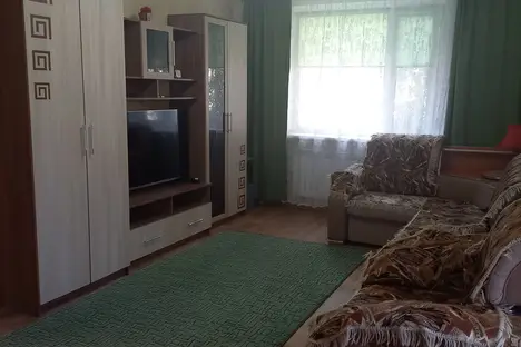 3-комнатная квартира в Яровом, кв-л А дом 35