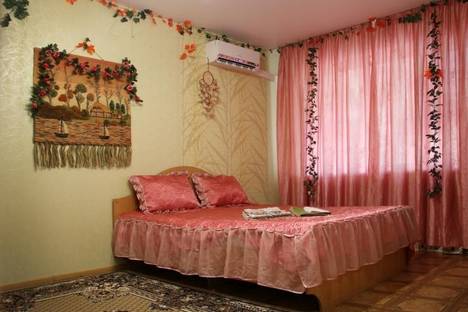 Однокомнатная квартира в аренду посуточно в Астрахани по адресу Комсомольская Набережная улица, 17