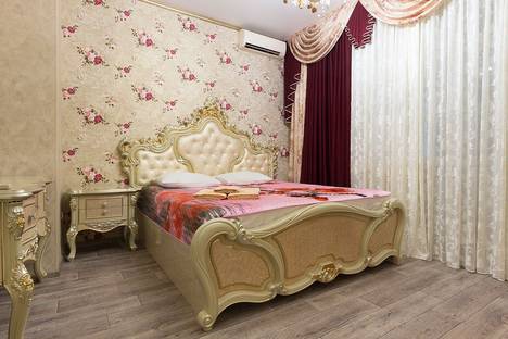 2-комнатная квартира в Астрахани, площадь Ленина, 8