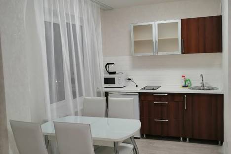 2-комнатная квартира в Красноярске, улица Дубровинского, 52