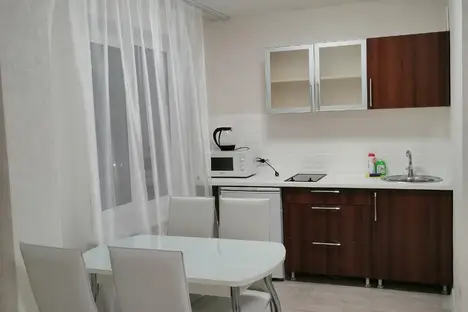 2-комнатная квартира в Красноярске, улица Дубровинского, 52