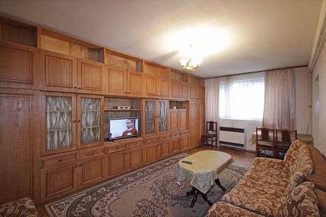 2-комнатная квартира в Ереване, ул. Пушкина, 40, м. Площадь Республики