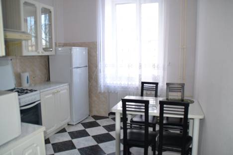 Двухкомнатная квартира в аренду посуточно в Магнитогорске по адресу проспект Ленина, 36