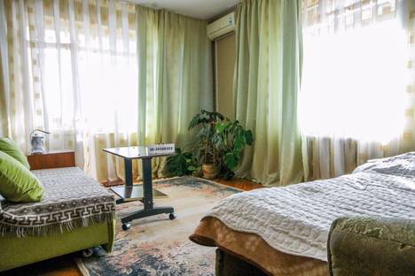 1-комнатная квартира в поселке Лазаревское, Партизанская улица 15