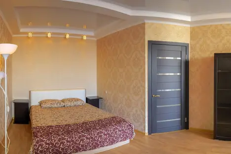 2-комнатная квартира в Орле, улица Революции, 3