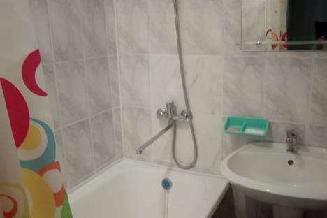 Двухкомнатная квартира в аренду посуточно в Калининграде по адресу Ленинский проспект, 85