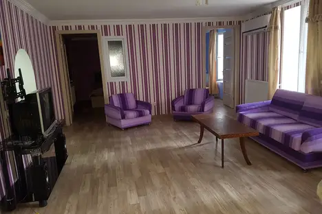 3-комнатная квартира в Тбилиси, Tbilisi, Ivane Machabeli Street, 15, м. Площадь Свободы