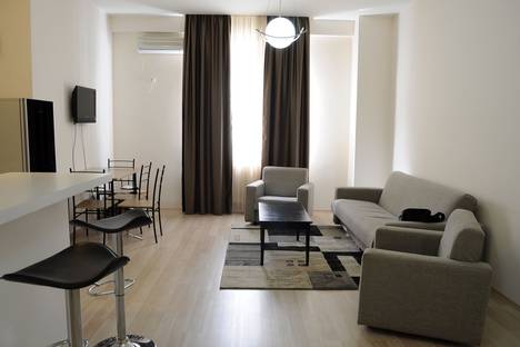Трёхкомнатная квартира в аренду посуточно в Тбилиси по адресу важа-пшавела 76, метро Vazha-pshavela