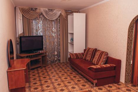Однокомнатная квартира в аренду посуточно в Омске по адресу Орджоникидзе, 162