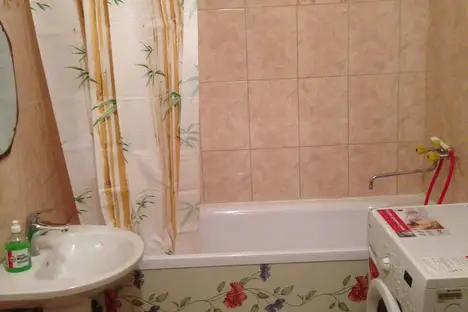 3-комнатная квартира в Уфе, улица Октябрьской Революции 19б