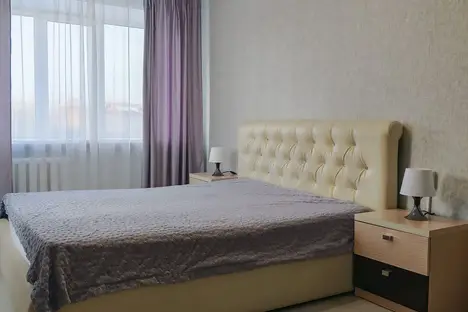 3-комнатная квартира в Тюмени, Тюмень, улица Мельникайте, 66