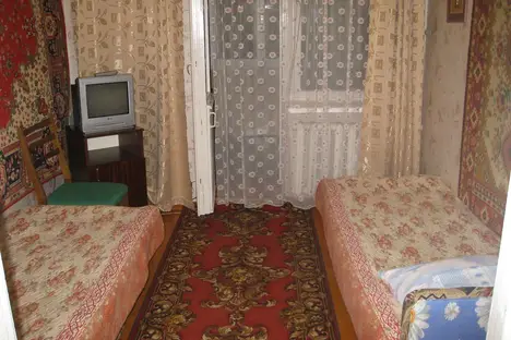 2-комнатная квартира в Орджоникидзе, ул.Бондаренко, 12