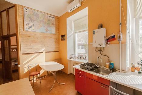 Комната в аренду посуточно в Севастополе по адресу улица Василия Кучера, 5