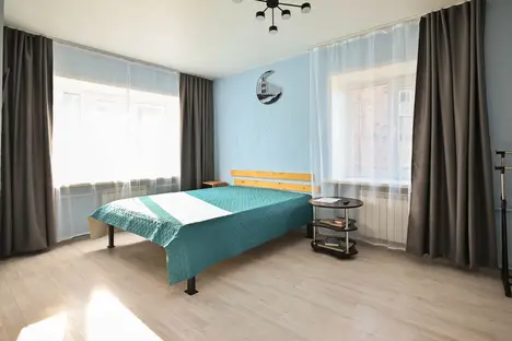 1-комнатная квартира в Красноярске, улица Красная площадь, 1