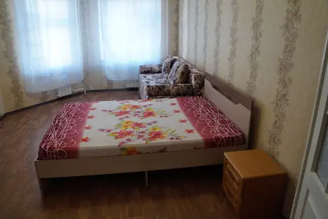 2-комнатная квартира в Нижневартовске, улица Героев Самотлора, 16