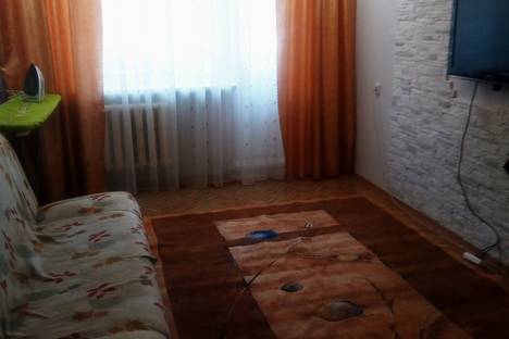 Двухкомнатная квартира в аренду посуточно в Братске по адресу улица Мира, 20Б