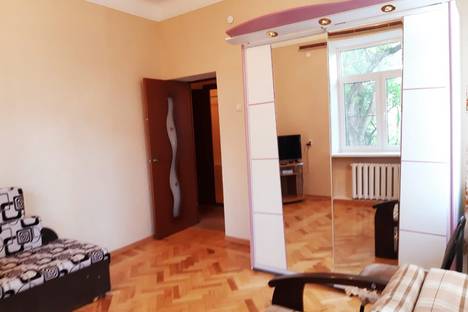 Двухкомнатная квартира в аренду посуточно в Кисловодске по адресу улица Чкалова, 60а