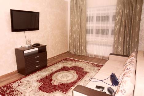2-комнатная квартира в Алматы, Толе би 143