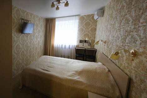3-комнатная квартира в Омске, улица Декабристов, 100