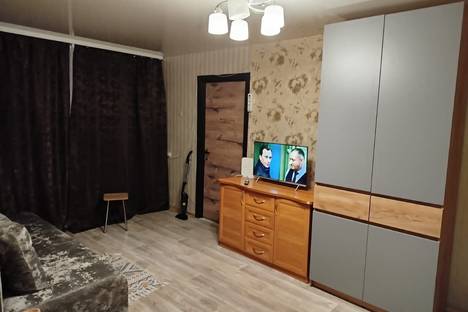 2-комнатная квартира в Чите, улица Селенгинская, 11