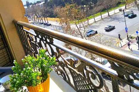 3-комнатная квартира в Баку, Bakı, Üzeyir Hacıbəyov, 123, м. Джафар Джаббарлы