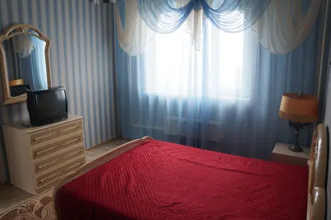 2-комнатная квартира в Нижневартовске, улица Мира, 31 корпус 1
