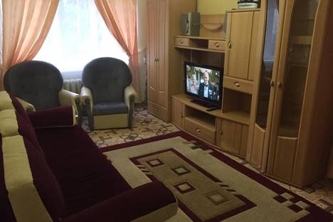 2-комнатная квартира в Алуште, Алушта, Республика Крым,Ялтинская улица,дом 23