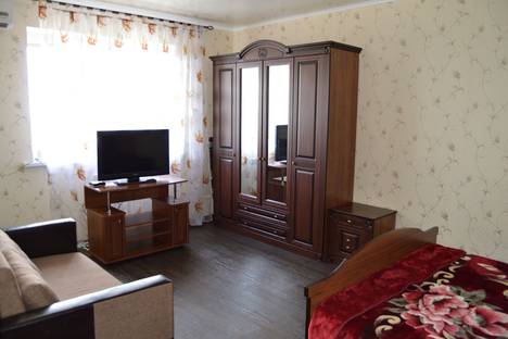 Однокомнатная квартира в аренду посуточно в Астрахани по адресу улица Савушкина, 6к7