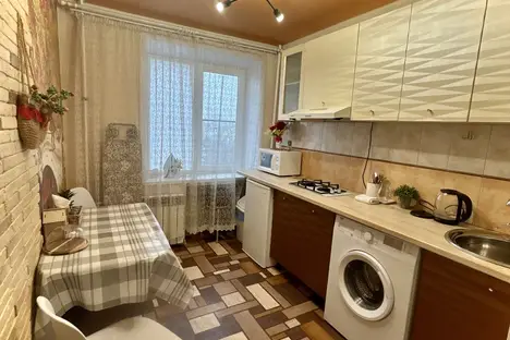 1-комнатная квартира в Астрахани, улица Савушкина, 36