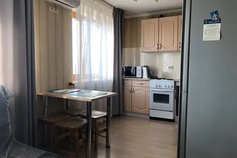 2-комнатная квартира во Владивостоке, улица Суханова, 5