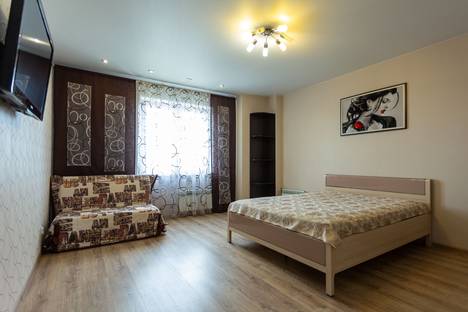 2-комнатная квартира в Челябинске, Челябинск, улица Братьев Кашириных, 85Б