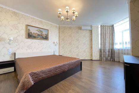 2-комнатная квартира в Феодосии, Республика Крым,Черноморская набережная, 1Б